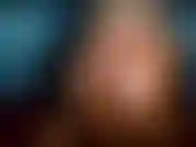 Je sais que tu es amoureuse de mes longues jambes. Et il n'y a rien de plus sexy que mes bas aux pieds couverts. Continue de regarder, de baver et de branler mon perdant soyeux et doux pendant que je te ruine l'esprit.