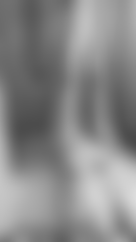 Je m'amuse sous la douche nue.