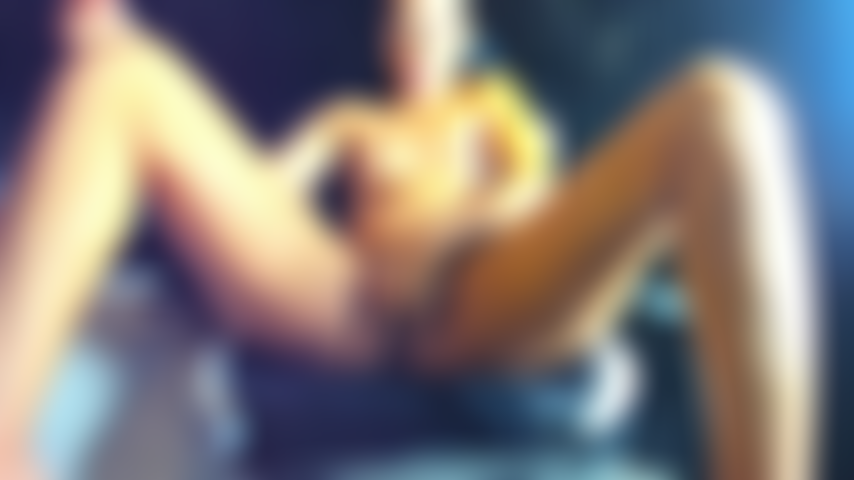 Une délicieuse baisée avec mes doigts.