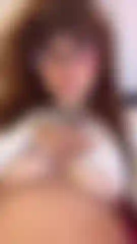 Cette douce fille veut vous rencontrer.