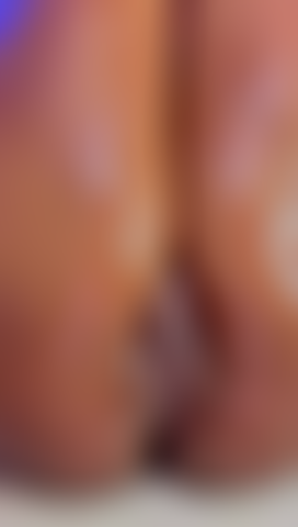 Ma chatte est très provocante et chaude.