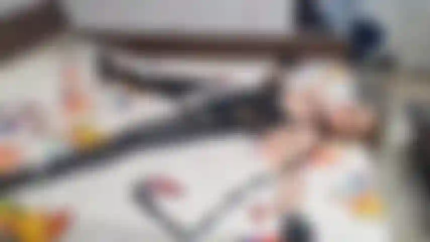 4 Fétichisme du cuir k, bondage, hitachi sur la chatte, orgasmes multiples.