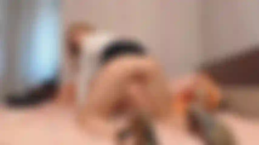 Sandales compensées, twerk, anal, orgasme.