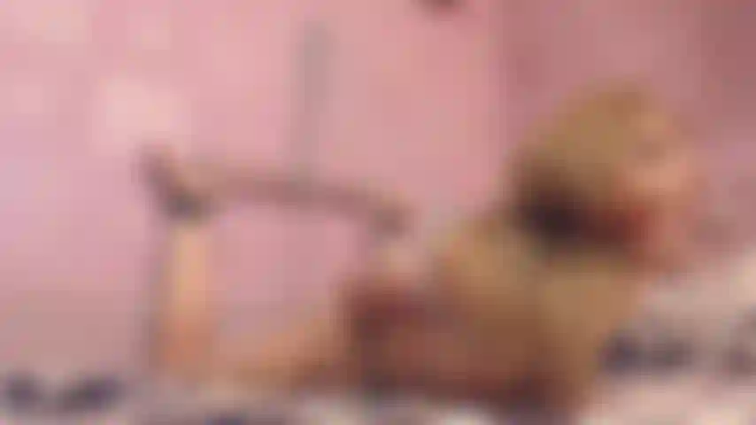 Domination, bondage, bâillonnée.