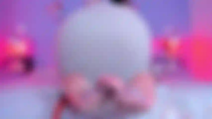 Gros cul, deux trous délicieux.