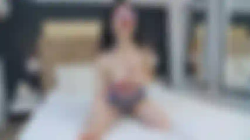 Taquine-toi avec mes seins.