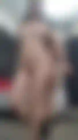 Me masturbe la chatte en pensant avoir ta bite en moi.