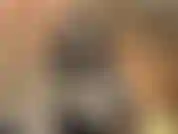 Te taquine et t'encourage à branler la folie avec mes gros seins naturels.