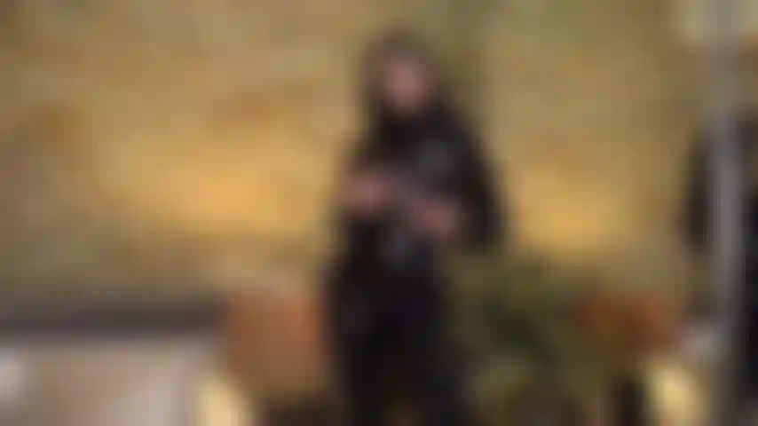 Compte à rebours joi pour jouir, sous les ordres de ta déesse en latex !