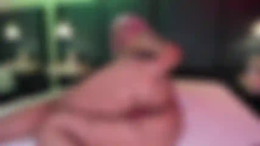 Each drop of oil on my skin is ready for