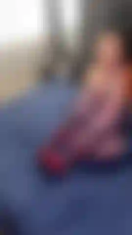 À quoi je ressemble avec des talons et des collants.