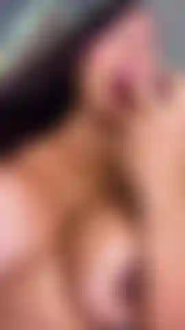 Je baise ma chatte avec mon gode.