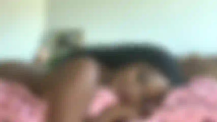 Vous incitant à manger du sperme.