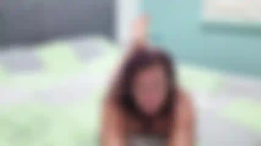 Éjacule sur les semelles.