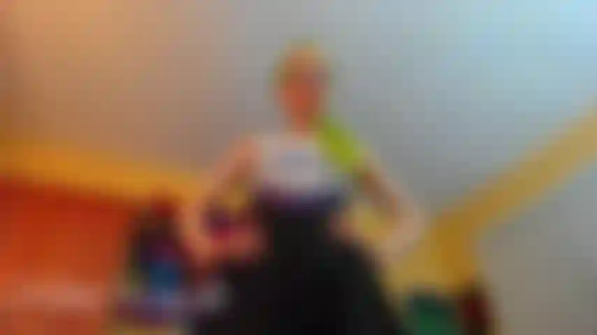 Bravo, perverse en jupe.