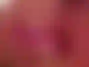 Je joue avec mon cul, parce que maman était à bord.