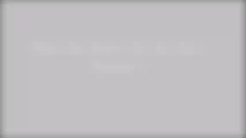 Suis mes mains et ma voix. Lentement.... Et branle-toi comme