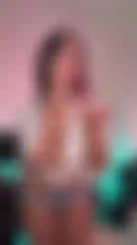Sexy strip tease, ahegao and pussy play so u cum moaning my name 🔥