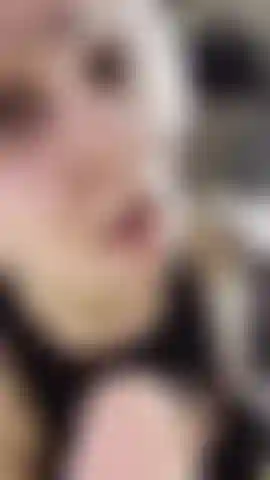 English Dirtytalk while sucking your dick, ending with a nice big load of fakecum. sloppy, sticky, just how you like it!