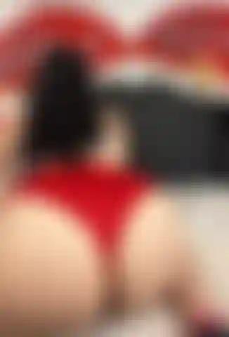 Pawg qui fait rebondir son gros cul.