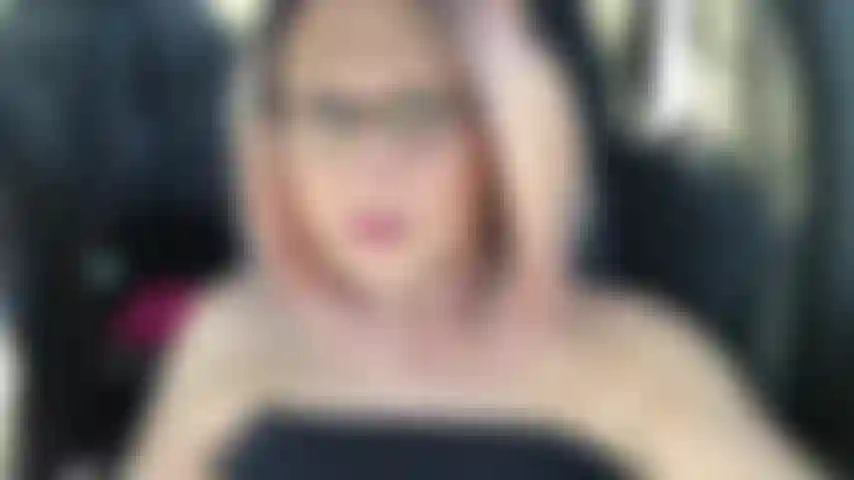 À l'extérieur avec liv.