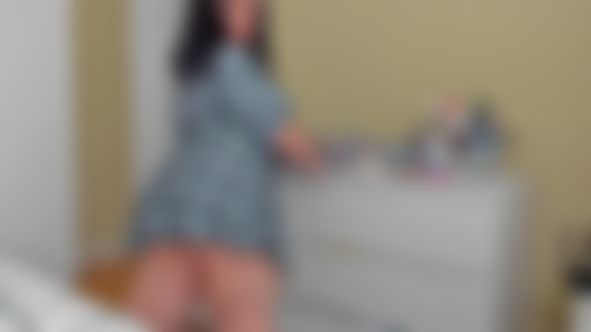 Up skirt view! hot secretary dress play! wanna get under?