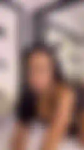 Undress me and make me yours as you please! #Brunette #Latina #Morena #BigAss #BigTits