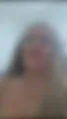 Jeu érotique du corps nu.