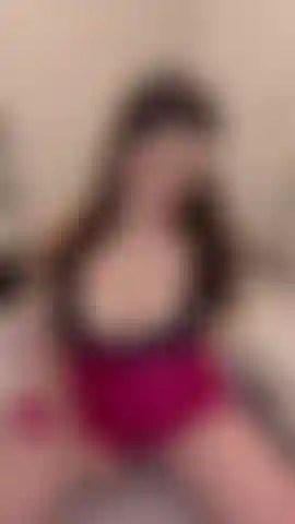 Chatte crémeuse et humide.