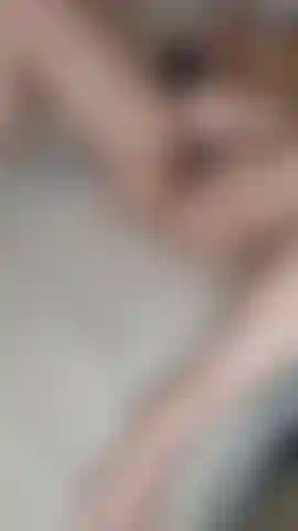 watch how the Domi toy makes a mess of my bed by making me squirt