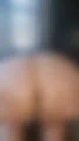 Watch me bent over with my ass winking for you (and catch a glimpse of my pussy from behind)