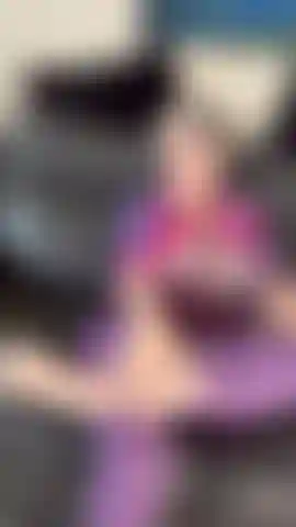 In lilac leggings, and a bra, i sit on my couch and fool around. always looking at my lips in the mirror. I take a taste of the liquid in my pussy and make sure you are watching..