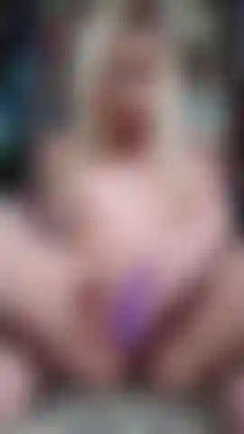 Suceuse de clitoris douce et rapide.