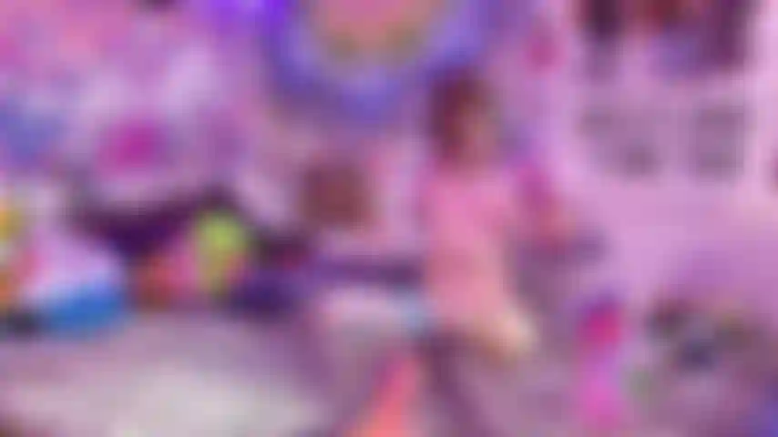 Faciale flexible désordonnée avec des orgasmes forts, anal.