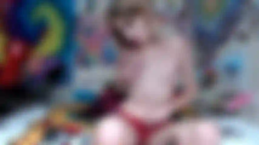 Baise anale + plaisir fétichiste ! Un jeu de cul mutuel incroyable avec des encouragements au sperme, une formation anale forcée et toutes sortes de sodomies profondes et dures.