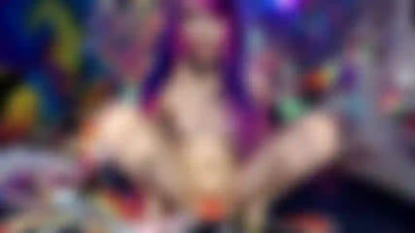 L'anal, le dp et les doubles creampies addictifs de cosplay babe.