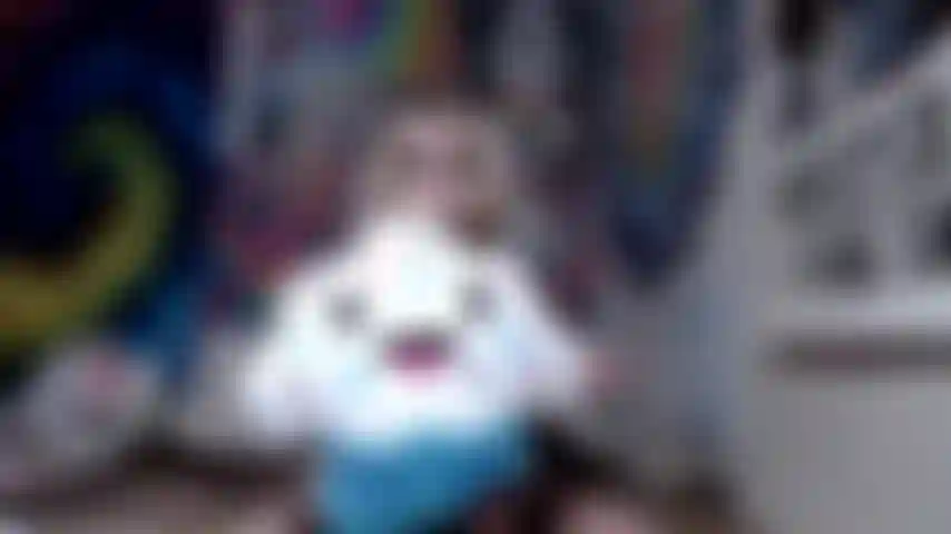 Je me sens enjouée.