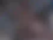 Fétichiste des jambes avec des filets de pêche sexy et un strip-tease de lingerie plus une gorge profonde et du sperme sur les talons.