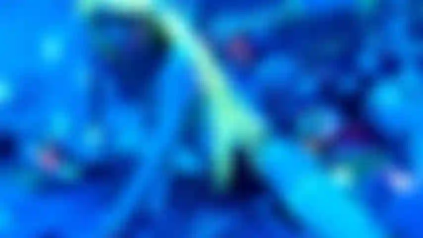 Édition rave gloryhole femdom : suce cette bite, salope !