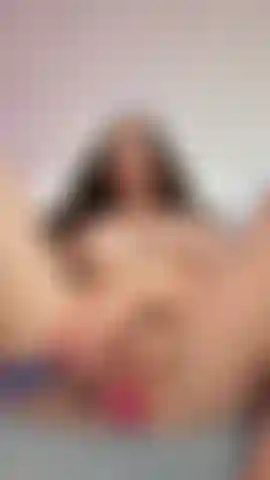 Cumming with my vibrator!  part 1