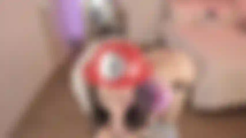 Pompier chloé sait gérer la chaleur.!