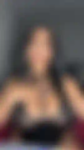 Joi de queenjazminb : deviens ma marionnette parfaite.