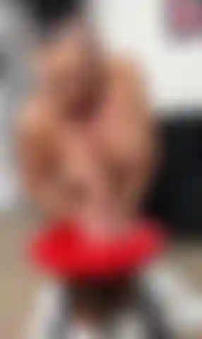 Toute nouvelle, j'ai été mise au défi de relever un défi de gorge profonde où je dois dire l'alphabet, une lettre à la fois avec une bite jouet au fond de ma gorge. " A, b, c de gorge profonde" semblait être un nom approprié.