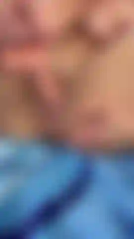 Baise rapide en solo.