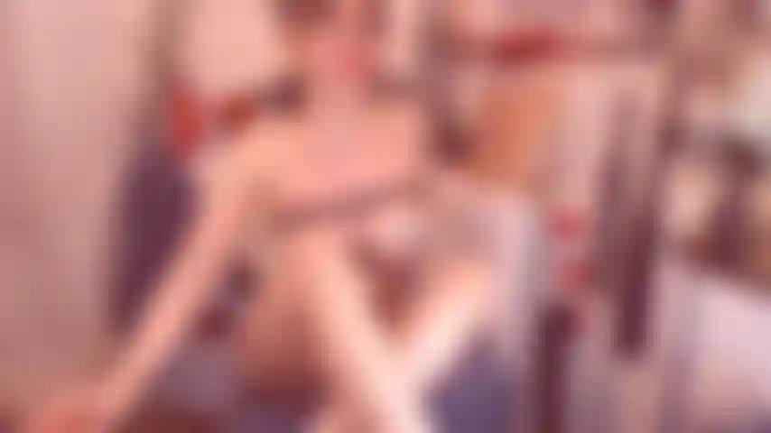 Pieds, orteils, couleur menthe, huile.