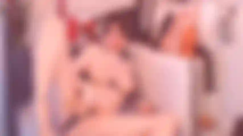 Ho*se cock toy anal ride très profondément.