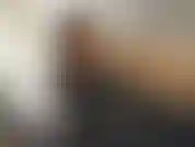 Cul en jeans et string, strip-tease, propos grossiers, compte à rebours de sperme.