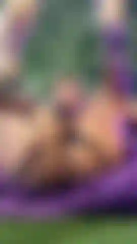 Yiijaaaa legs to shoulder