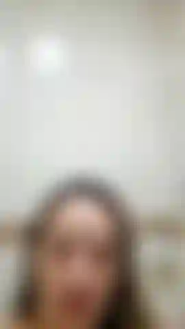 Ma douche chaude traverse tout mon corps.