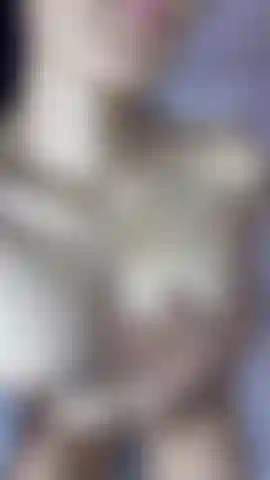 Playing with my hot and oily body